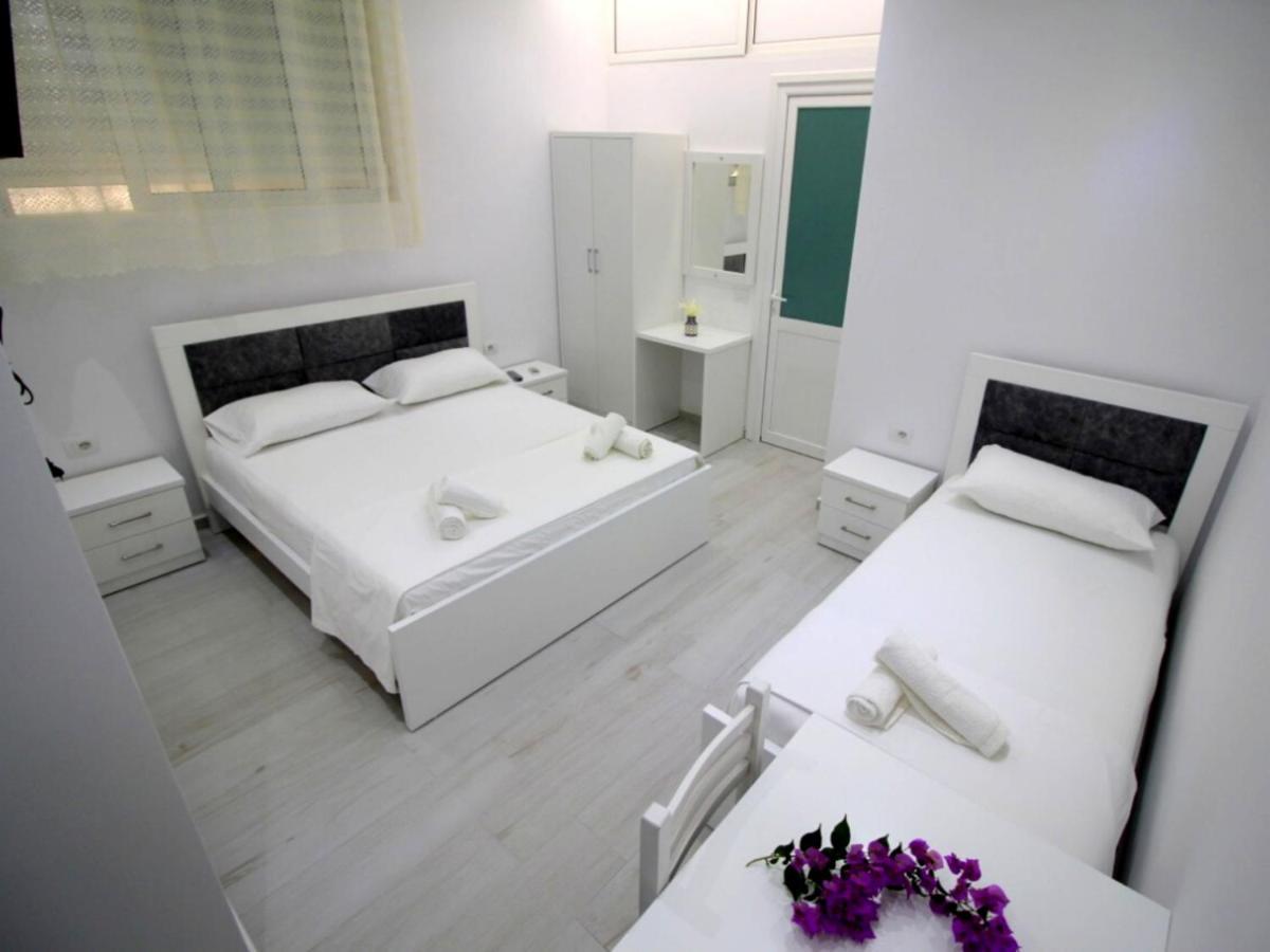 Gusto Di Casa Hotel Sarande Luaran gambar