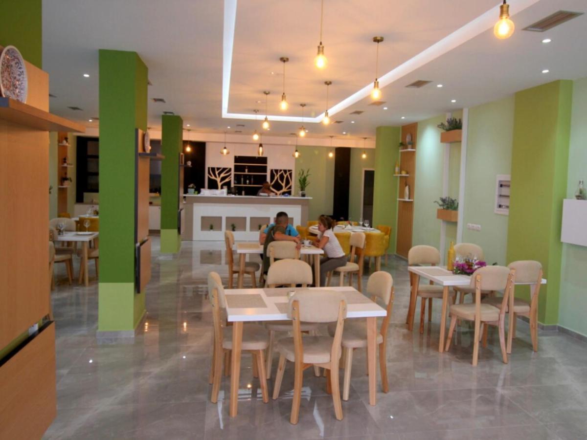 Gusto Di Casa Hotel Sarande Luaran gambar